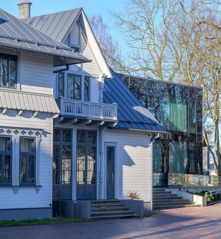 Roze Peldu Residence Liepaja Exterior photo